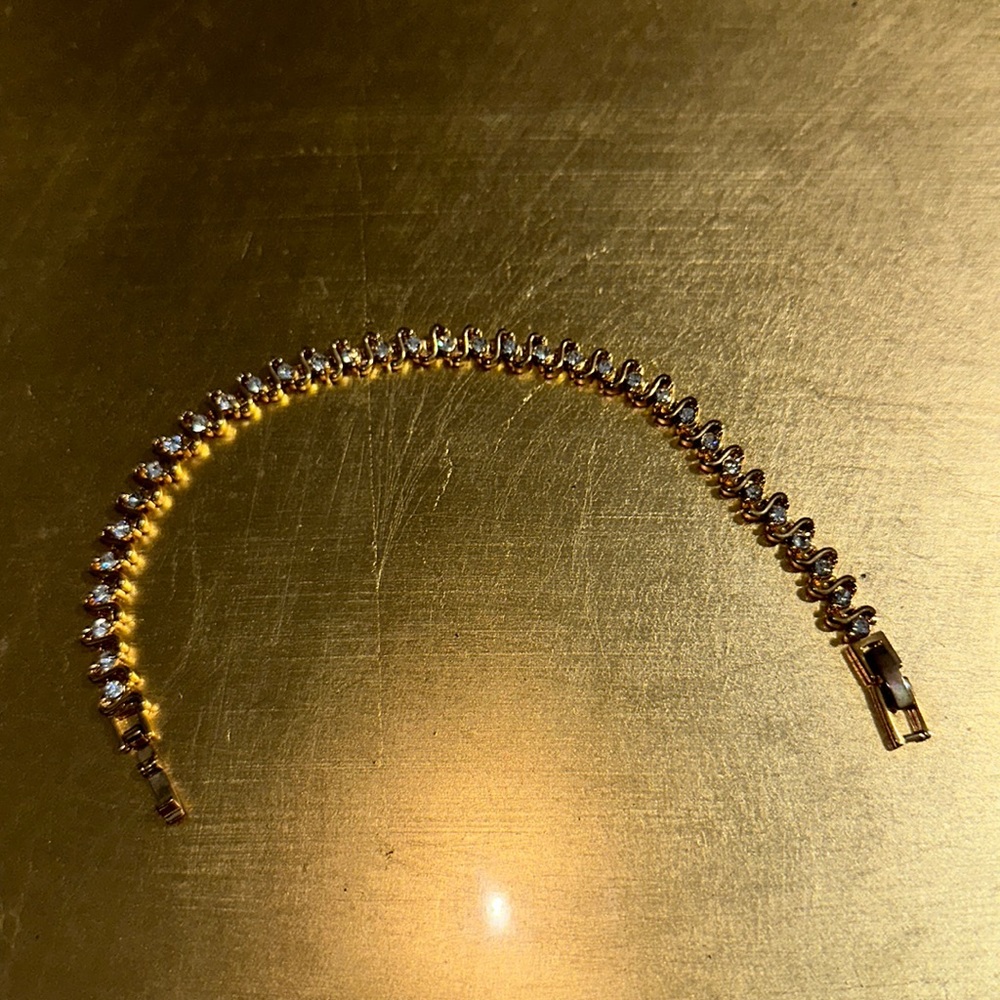 14 K 8M NY Tennis Bracelet